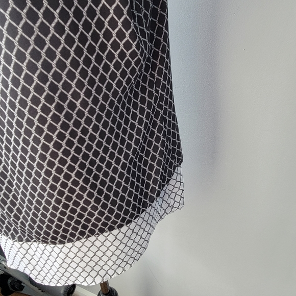 Milano Layered Asymmetrical Flowy Blouse Size M - Picture 7 of 11